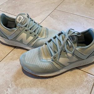 New balance 247